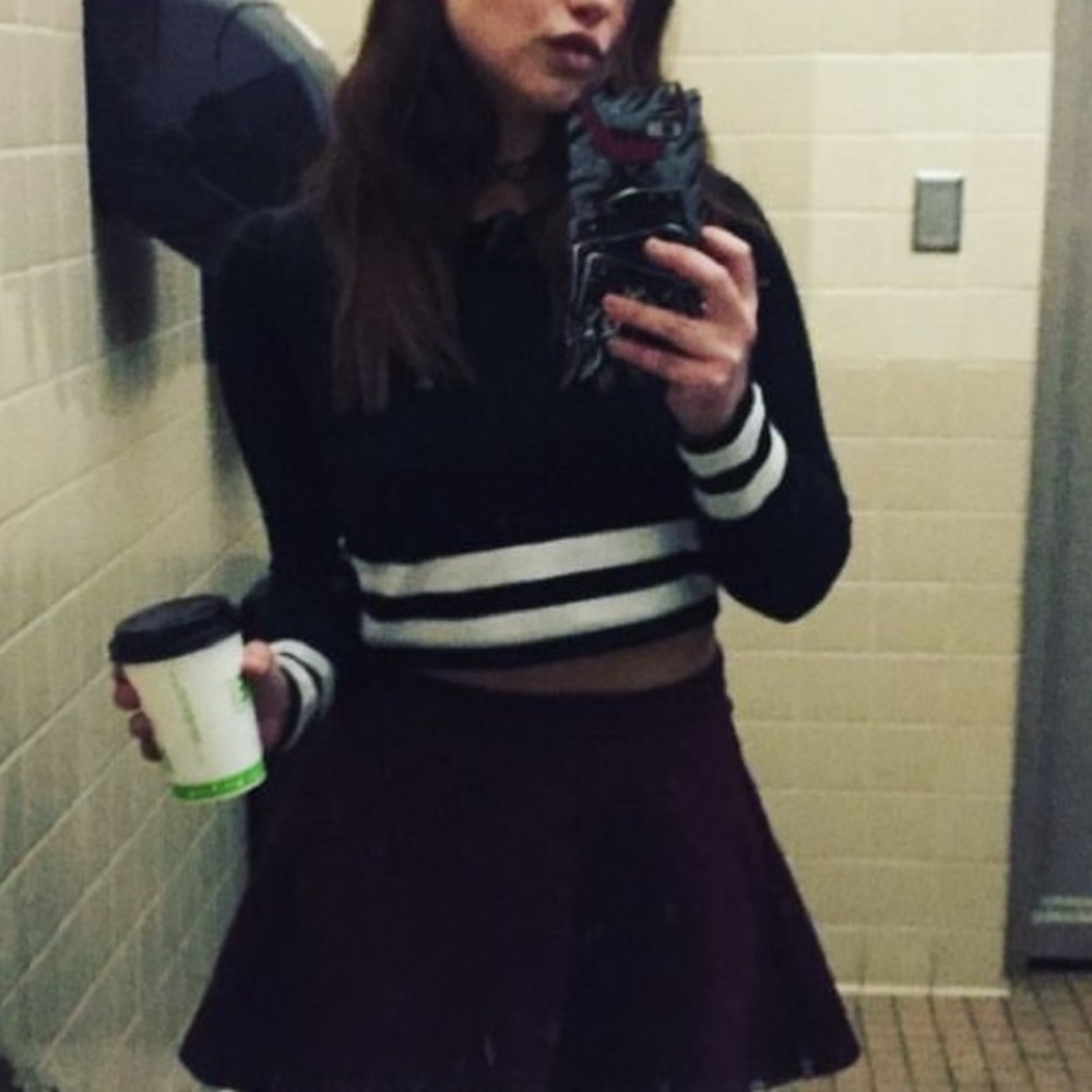 Cropped sweater